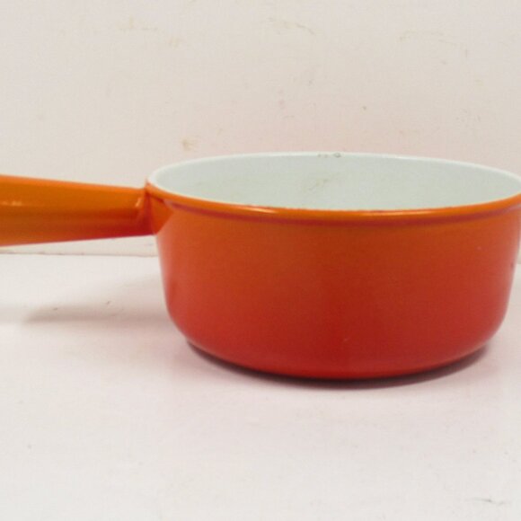 Vintage LEVCOWARE Orange Flame Enameled Cast Iron 7” Sauce Pot Pan Made in Japan - Picture 3 of 6